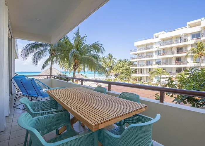 Ixchel Beach Hotel